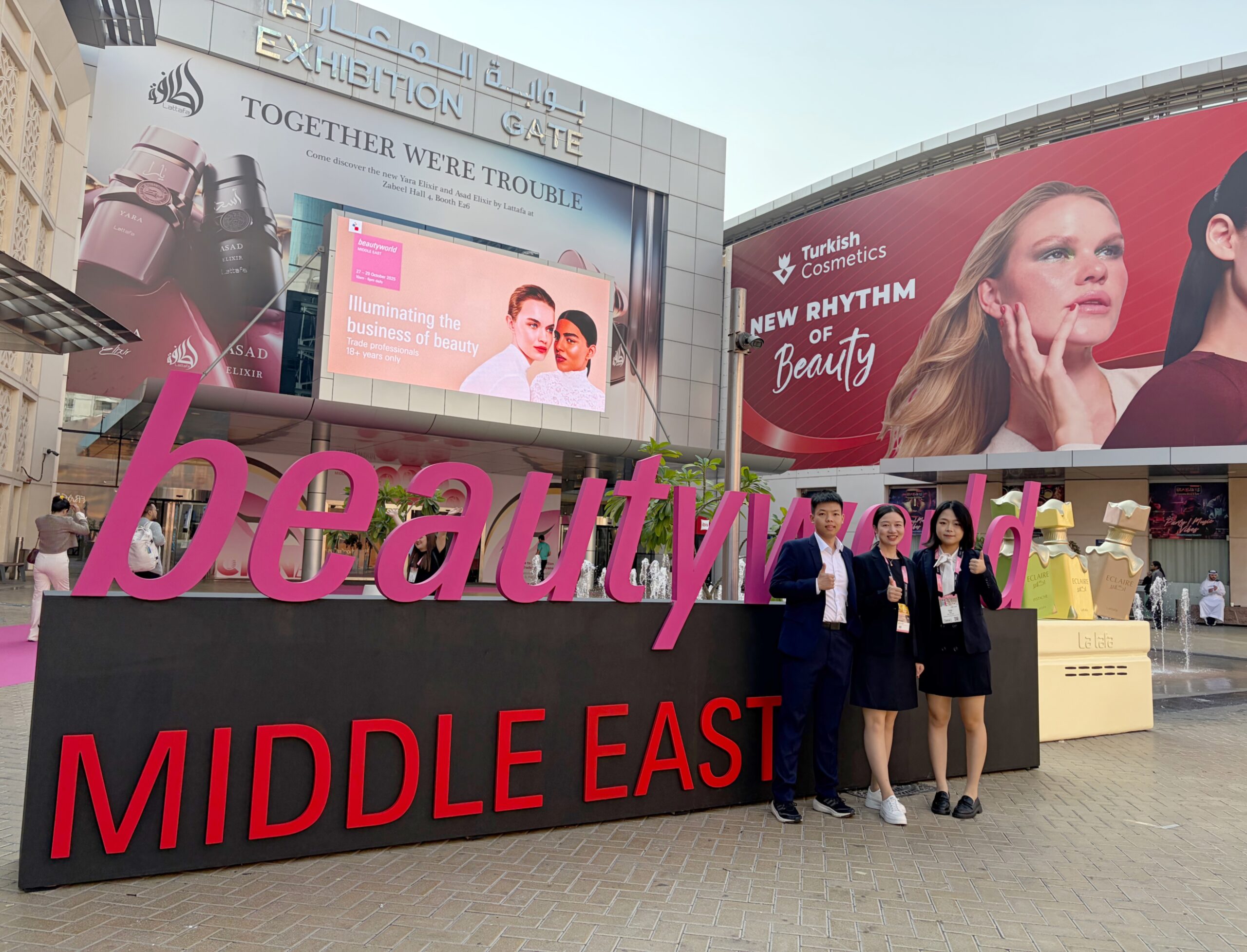 LIEQI team at Beautyworld Middle East Dubai 2025